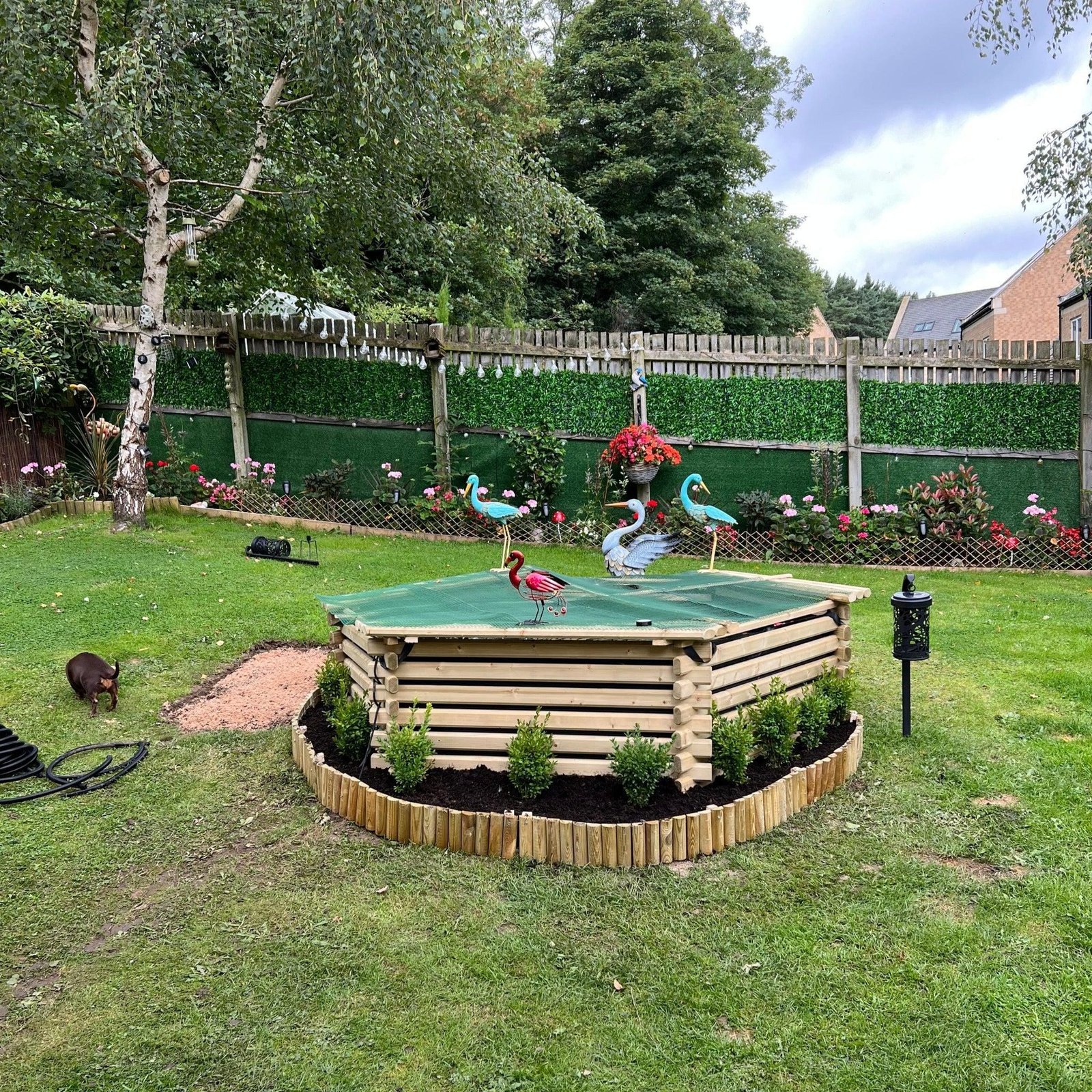 7_6ft-300-Gallon-Hexagonal-Wooden-Norlog-Pond-590mm-high-2